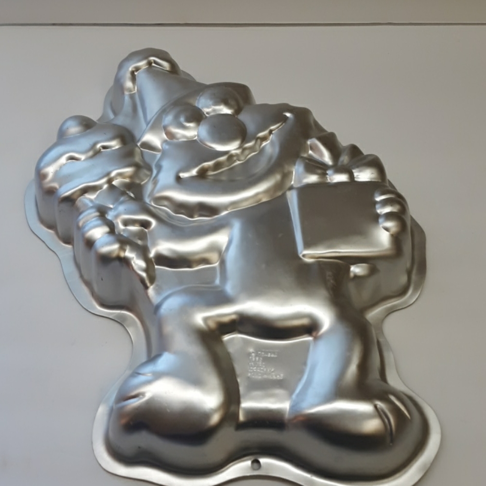 Vintage Wilton Henson Elmo  Cake Pan